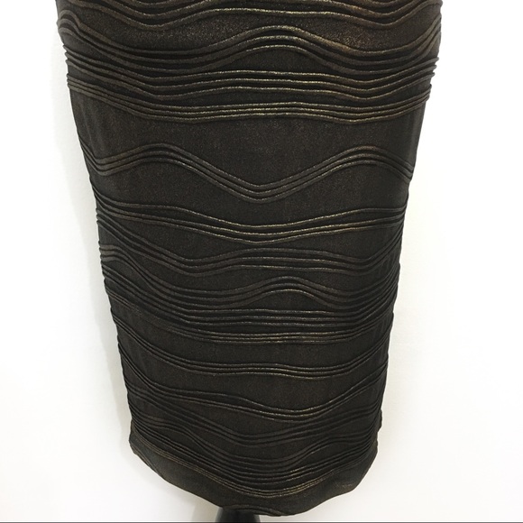 Hot Gal Bodycon Dress - Picture 7 of 8